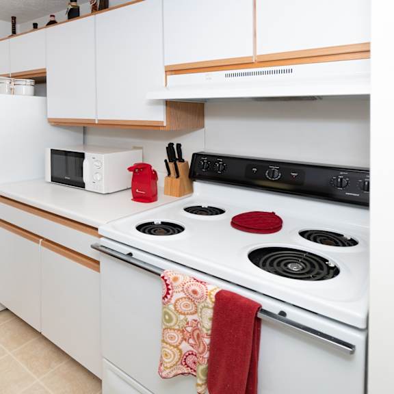 kitchen 1305 harrison circle, pell city, al 35128