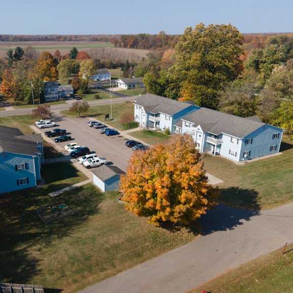 mcdowell apartments 55919 co. rd. 687, hartford, mi 49057