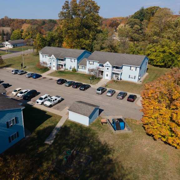 mcdowell apartments 55919 co. rd. 687, hartford, mi 49057