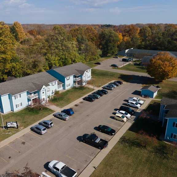 mcdowell apartments 55919 co. rd. 687, hartford, mi 49057