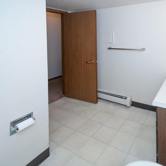 360 w. woodlawn ave, hastings, mi 49058