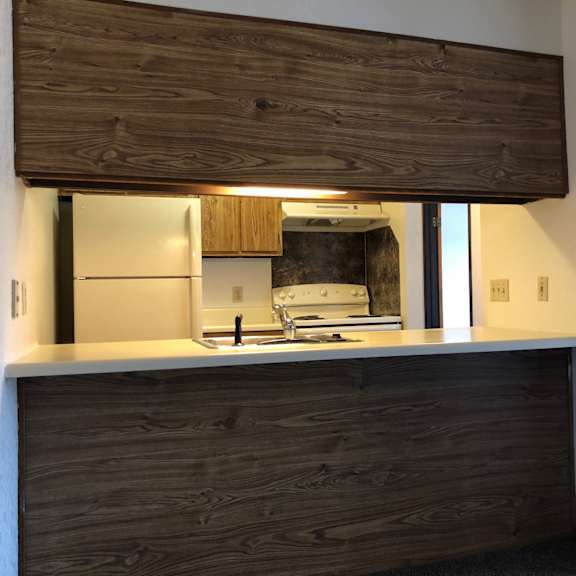 rousseau apartments au gres mi