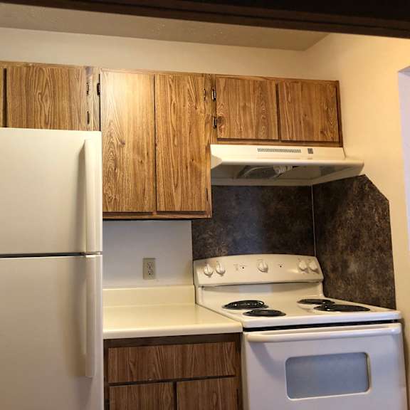 rousseau apartments au gres mi