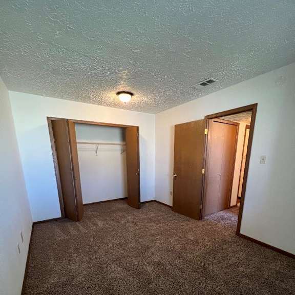 stuart apartments baytown tx