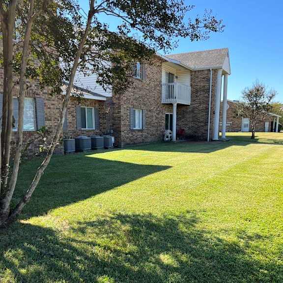 stuart apartments baytown tx