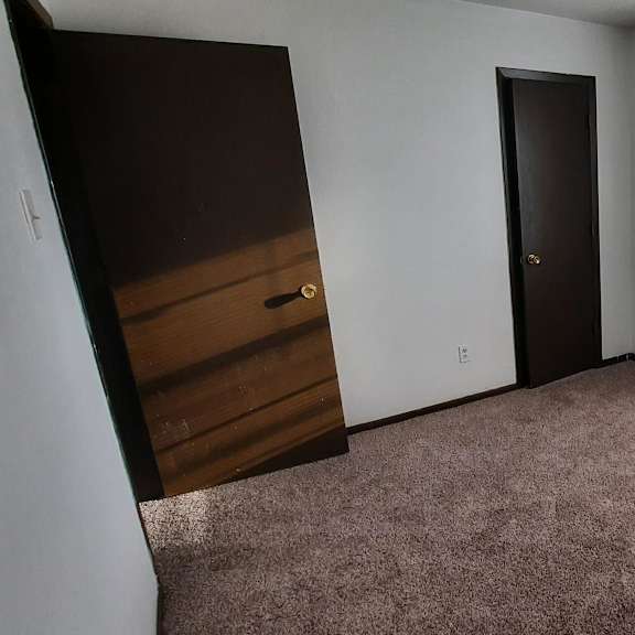buckner apartments
920 w. commerce street, fairfield, tx 75840