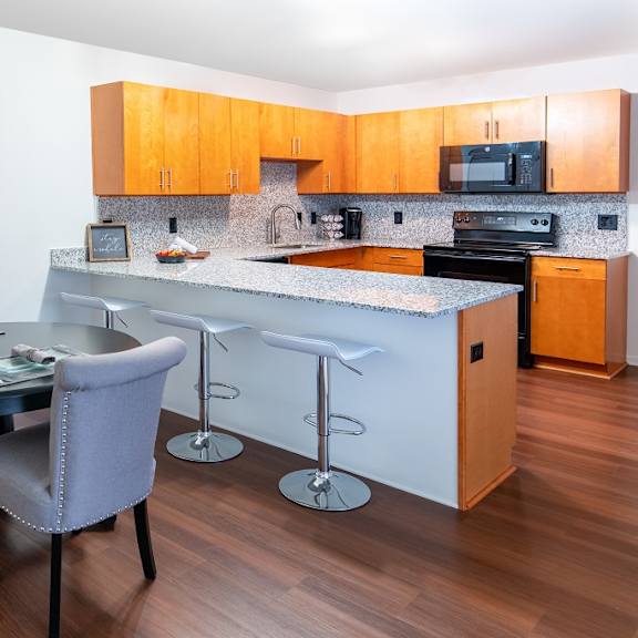 eat in kitchen at oliver apartments, temperance, mi, 48182