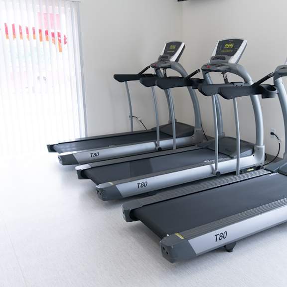 cardio machines at oliver apartments, temperance, 48182