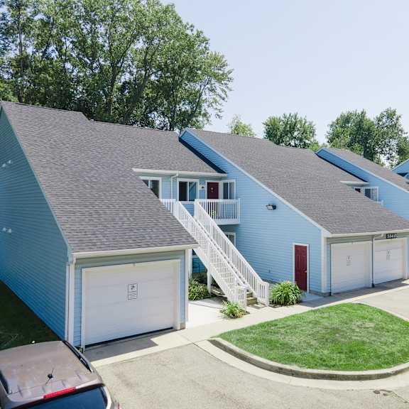 universally attached and detached garages at raleigh house apartments, mrd apartments, east lansing, 48823