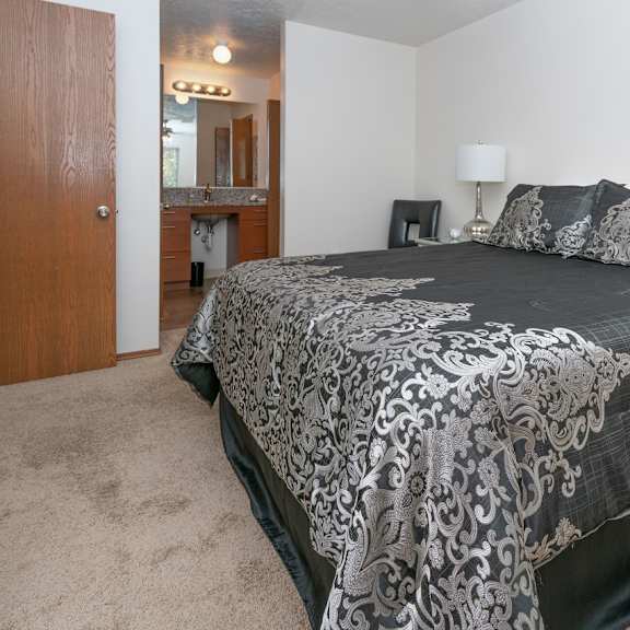 gorgeous bedroom at raleigh house apartments, mrd apartments, east lansing, mi