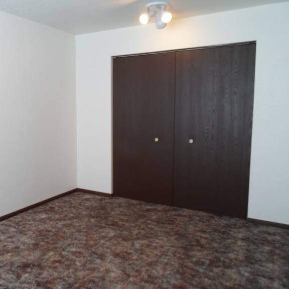 dining room wawatam apartments
311 w. cadillac street, mackinaw city, mi 49701