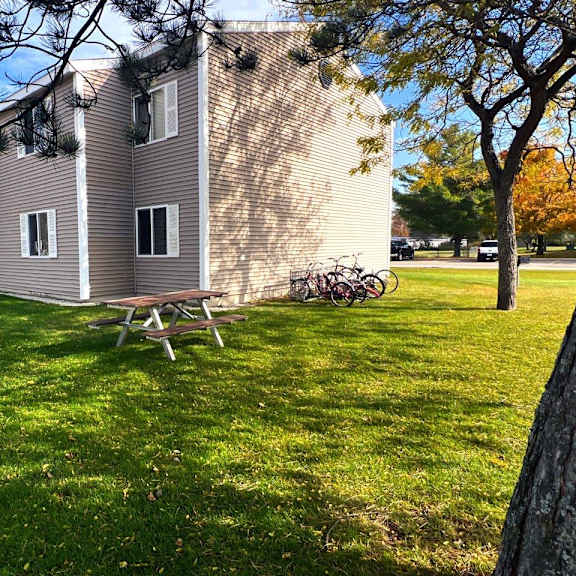 mackinaw 
apartments, cheboygan mi