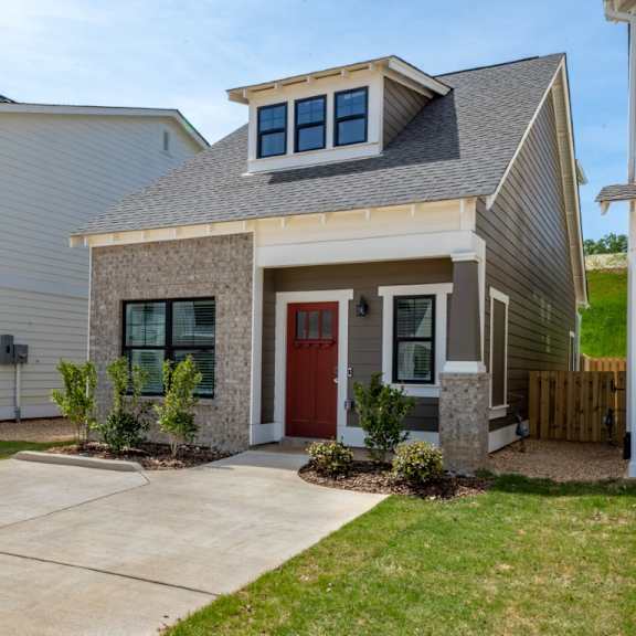 Thumbnail 3 of 13 A townhouse at Turnberry Park Luxury Rental Homes