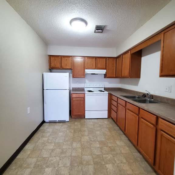 lake matherville manor kitchen