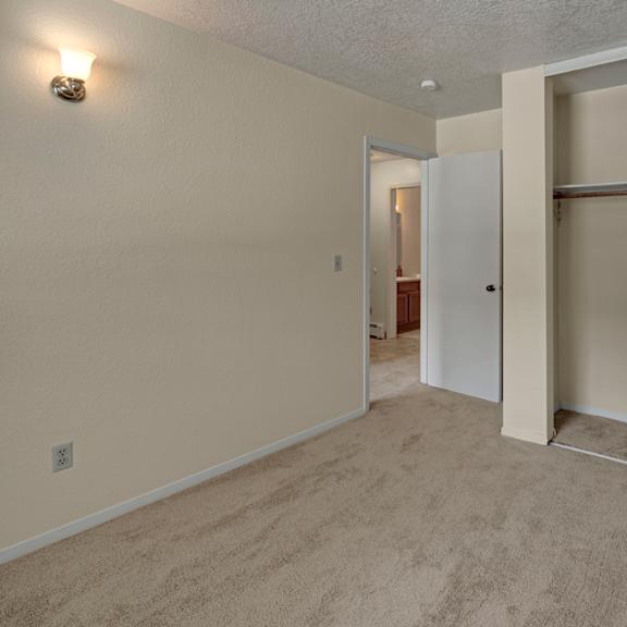 the legacy apartments - bedroom