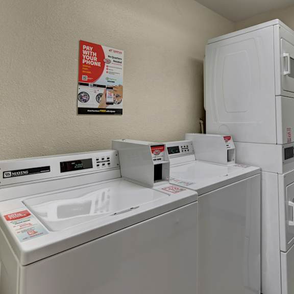 the legacy apartments - laundry room