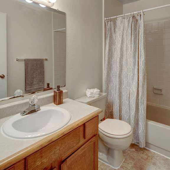 the legacy apartments - bathroom