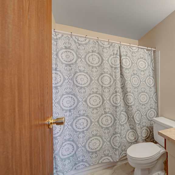 stirling place bathroom 2 apartments for rent in edmonton, ab