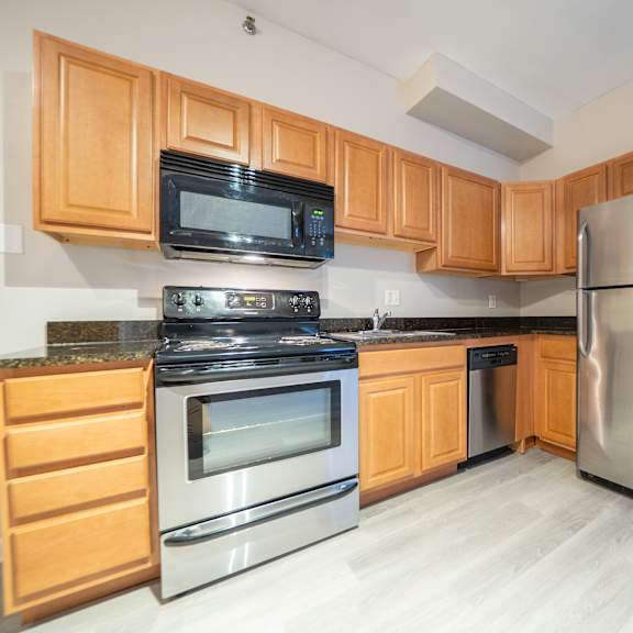 classic kitchen at tremont terraces apartments, ohio