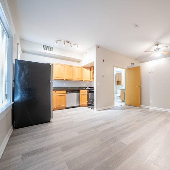 spacious room at tremont terraces apartments, cleveland, ohio
