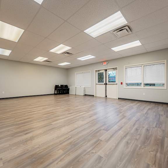 inner artist event center at river run apartments, warren, 44485
