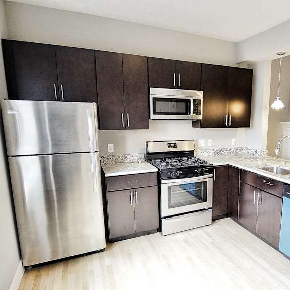 chelsea renovated kitchen at integrity gold coast apartments, ohio