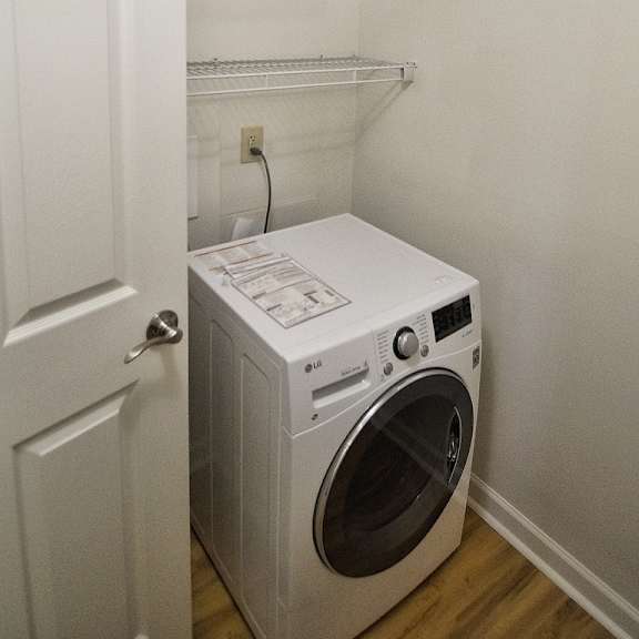 washer / dryer