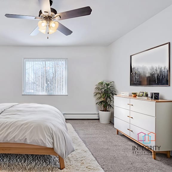 staged example of wynwood bedroom
