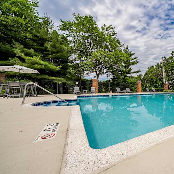 outdoor pool at hunt club apartments, copley, ohio