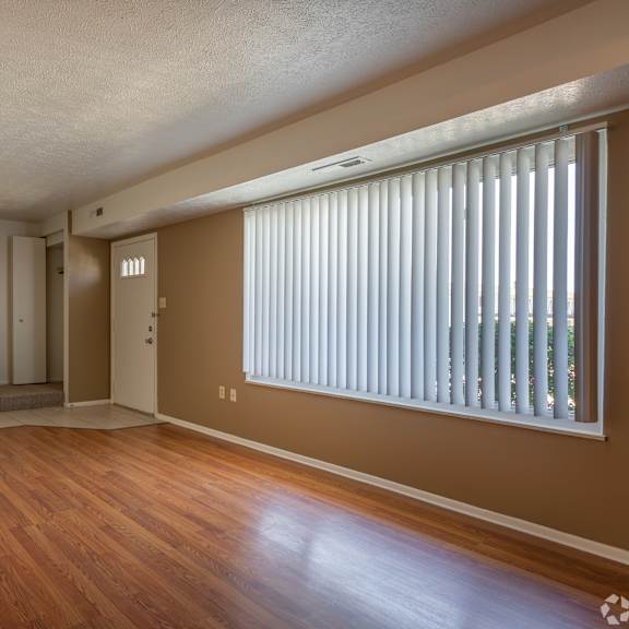 spacious living room at huntington hills townhomes, integrity realty, ohio