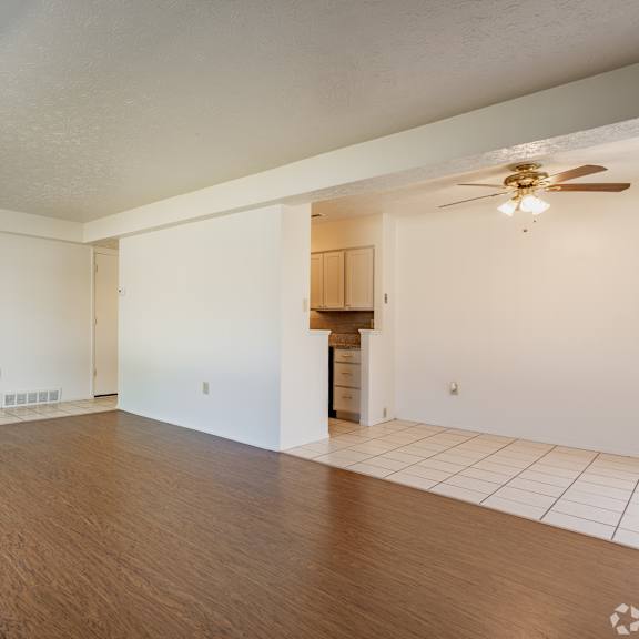 living room with plank flooring at huntington hills townhomes, integrity realty, stow, oh
