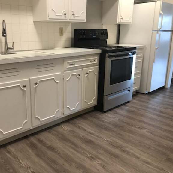 updated kitchen at old green place  apartments, integrity realty llc, ohio, 44122
