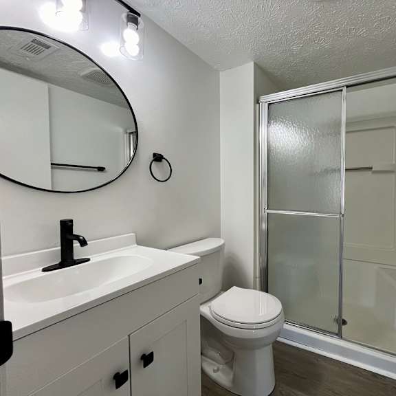 primary bathroom at renova of brunswick apartments, brunswick, 44212
