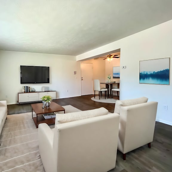 living area at renova of brunswick apartments, brunswick