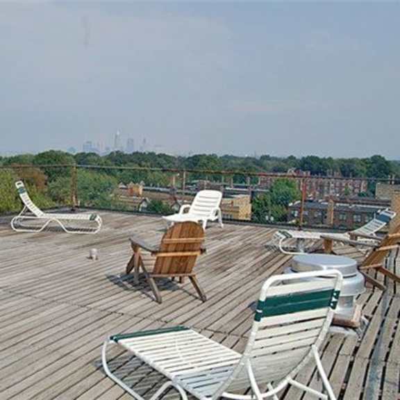 rooftop sundeck views