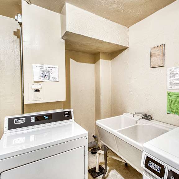 laundry room at shaker collection  apartments, integrity realty, cleveland, 44120