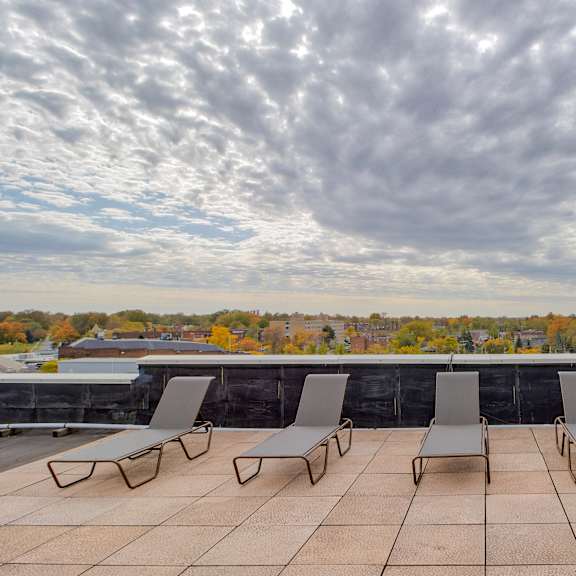 rooftop sundeck views