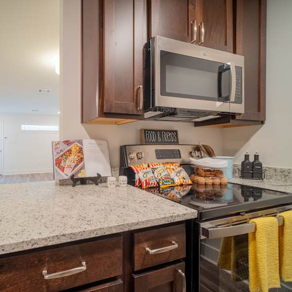 plenty of counter space in the kitchen