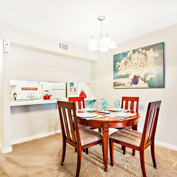 dining area looking into kitchen