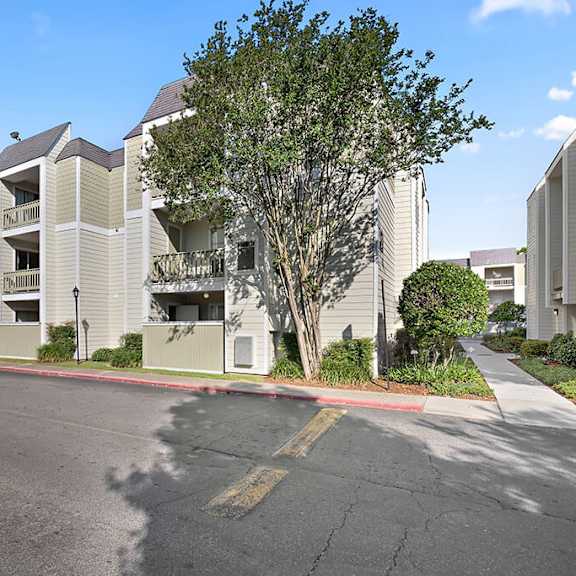exterior drive up view