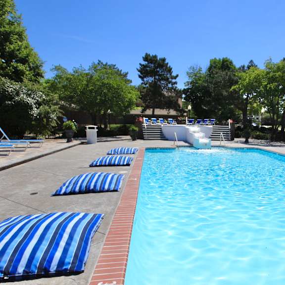 lockefield gardens resort style pool
