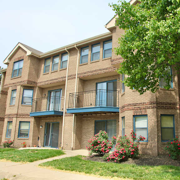 lockefield gardens apartment building