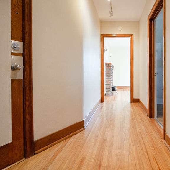 370 stradbrook apartment