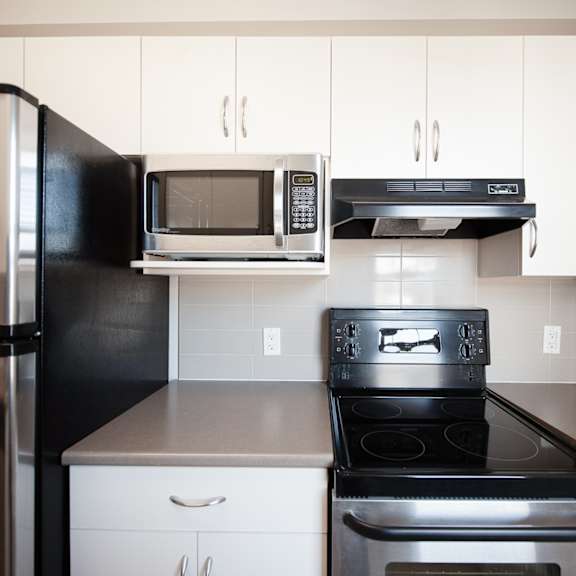 370 stradbrook apartment