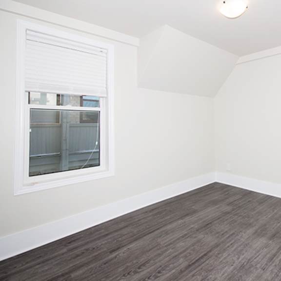 840 grosvenor duplex house rental
