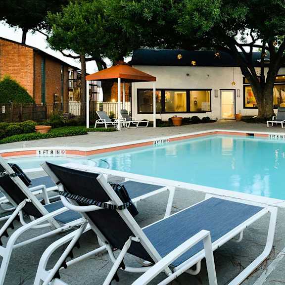 pool with sunning deck at the daphne apartments, the barvin group, texas, 77054