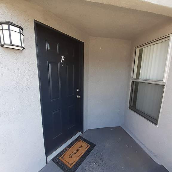 view of front door