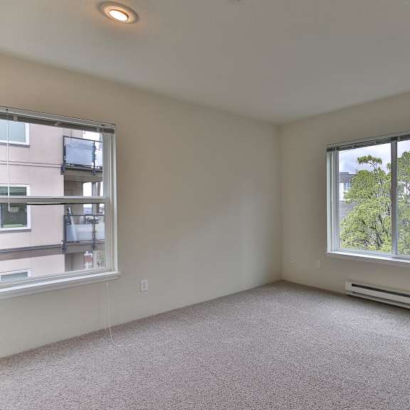 second bedroom at charbonneau, seattle, washington
