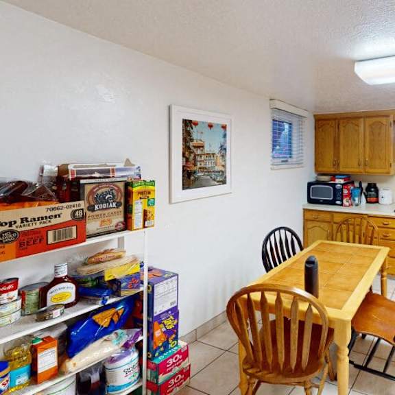 3x1 - shared room basement