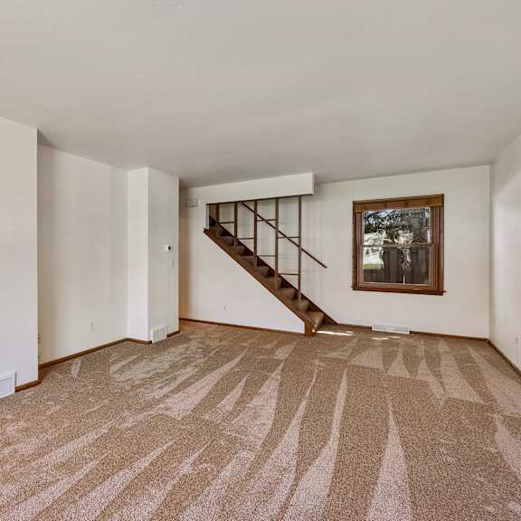 mohawk townhomes living room